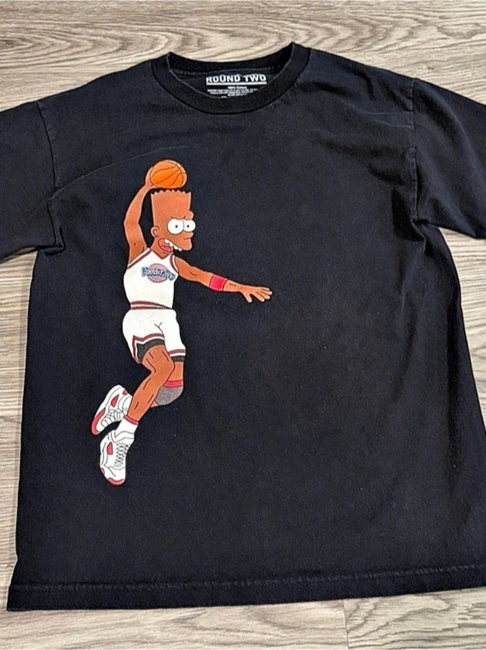 Round Two Graphic Basketball Tee Black Size Medium Like New